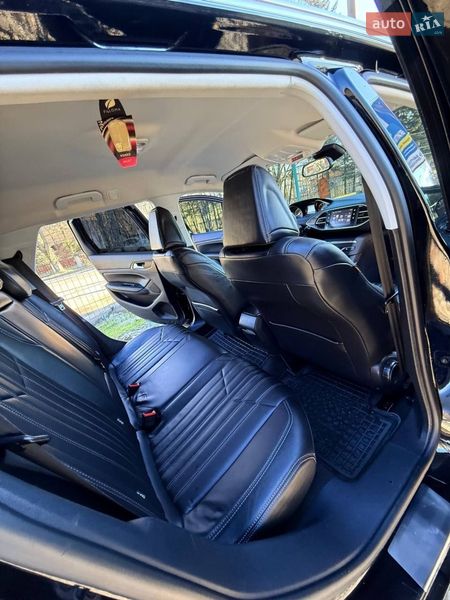 Универсал Peugeot 308 2015 в Трускавце