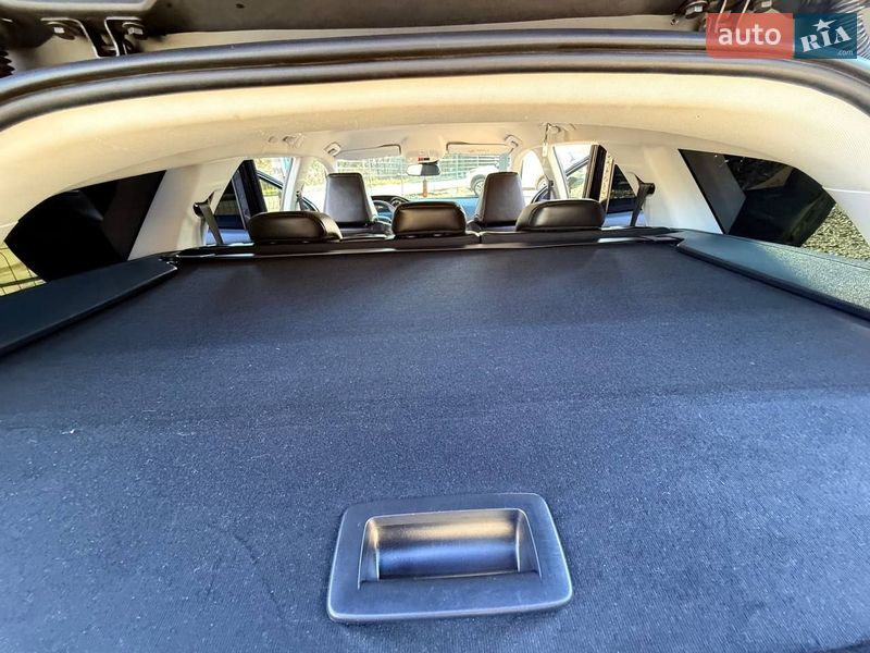 Универсал Peugeot 308 2015 в Трускавце