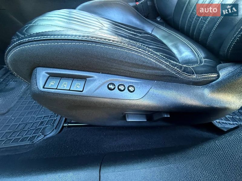 Универсал Peugeot 308 2015 в Трускавце