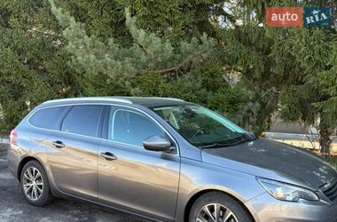 Универсал Peugeot 308 2016 в Киеве