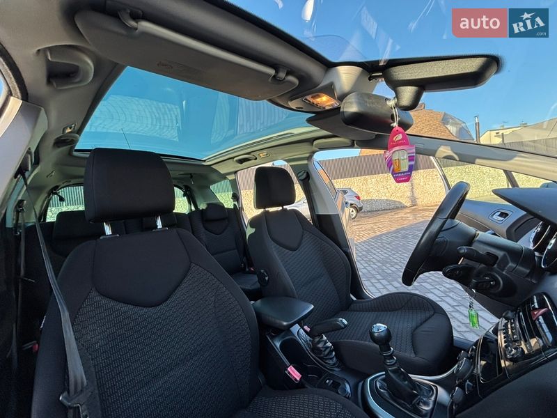 Универсал Peugeot 308 2011 в Тернополе