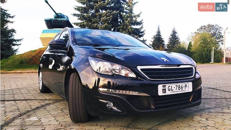 Универсал Peugeot 308 2015 в Киеве