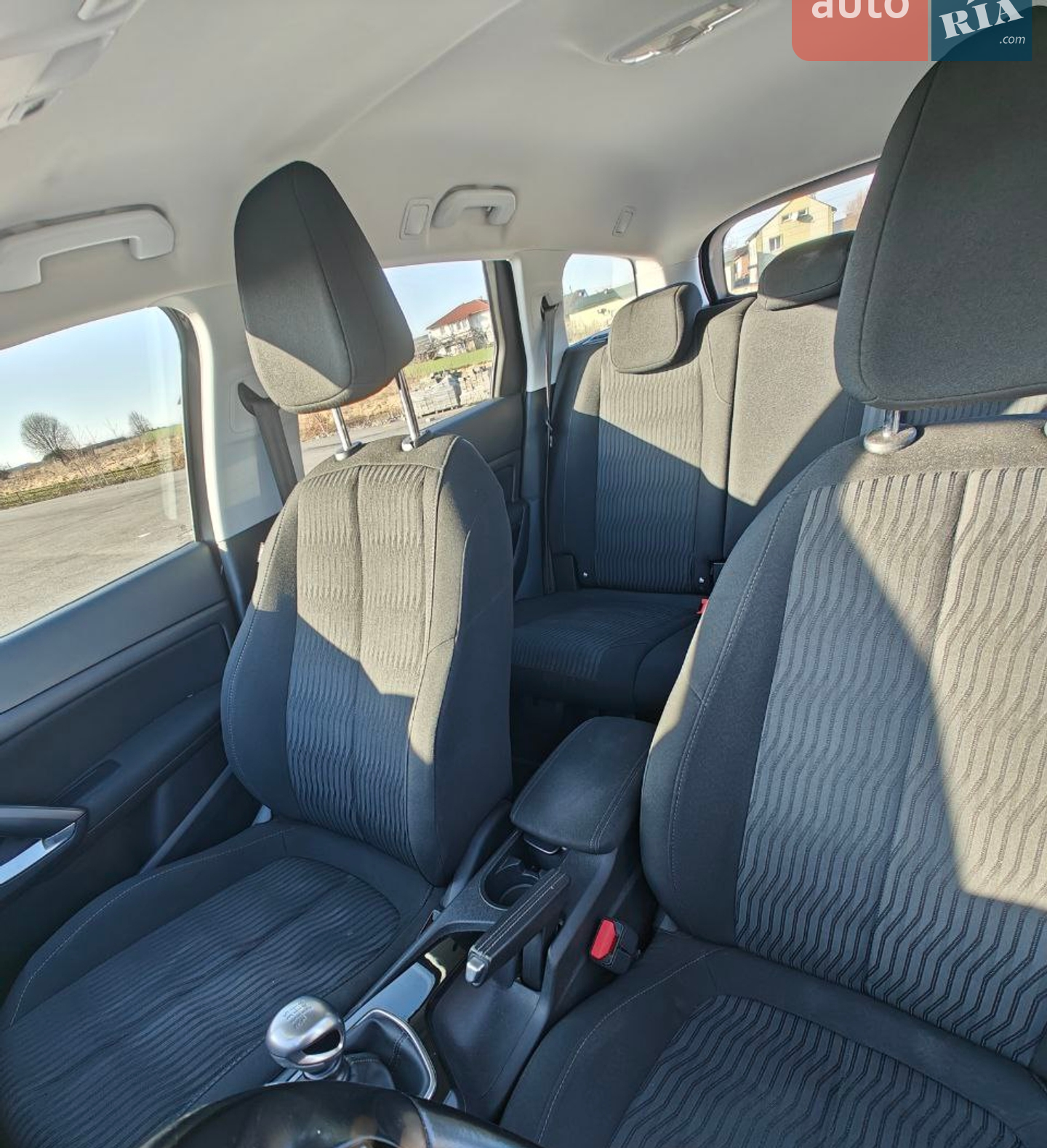 2015 Peugeot 308 - мініатюра 13