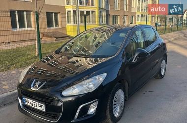 Хэтчбек Peugeot 308 2011 в Киеве