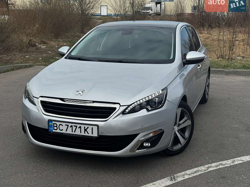 Хетчбек Peugeot 308 2014 в Дрогобичі