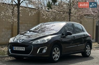 Хэтчбек Peugeot 308 2012 в Днепре