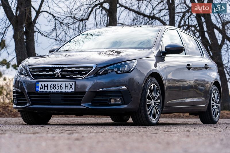 Peugeot 308 2021