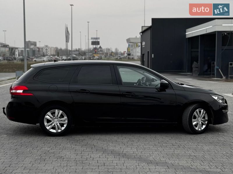 Універсал Peugeot 308 2015 в Львові