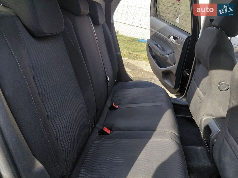 Універсал Peugeot 308 2015 в Львові