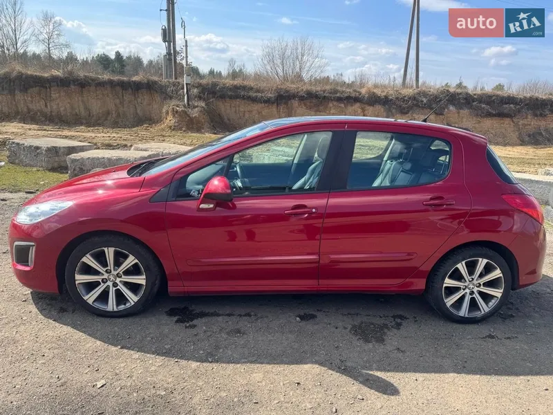 Peugeot 308 2011