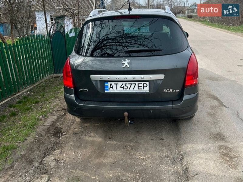 Универсал Peugeot 308 2010 в Черновцах