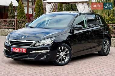 Хэтчбек Peugeot 308 2015 в Стрые