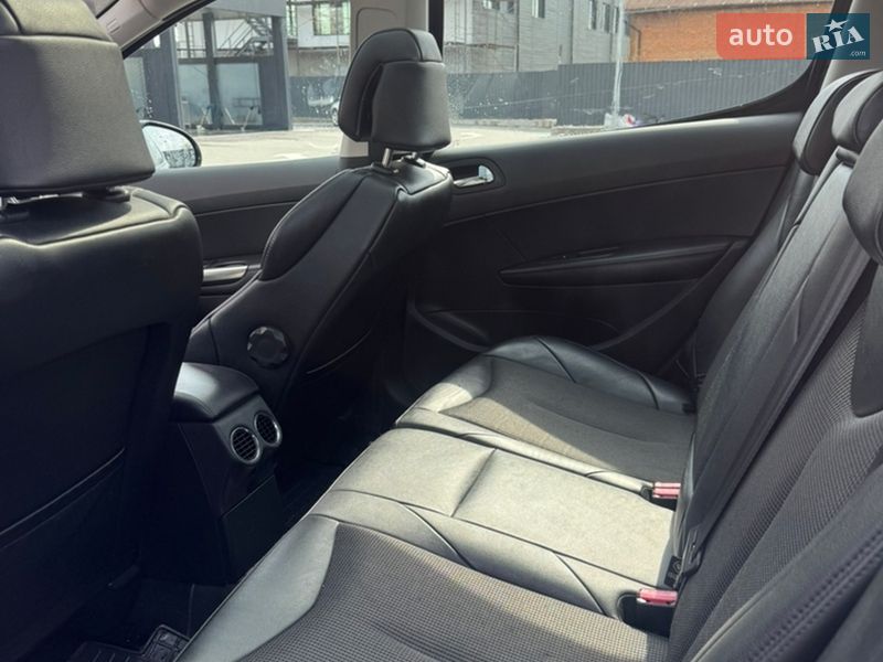 Хетчбек Peugeot 308 2008 в Вінниці