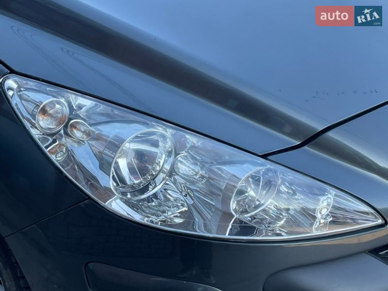 Універсал Peugeot 308 2010 в Хмельницькому