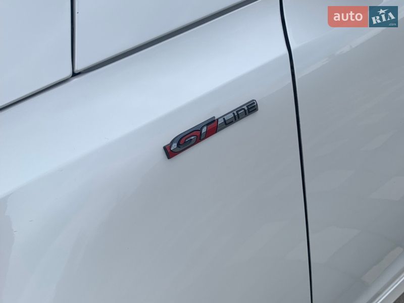 Универсал Peugeot 308 2017 в Стрые