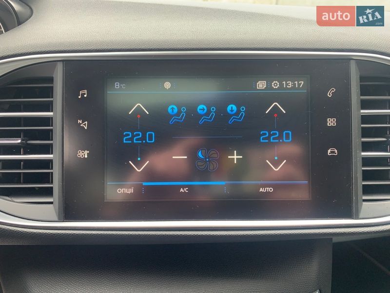 Универсал Peugeot 308 2017 в Стрые