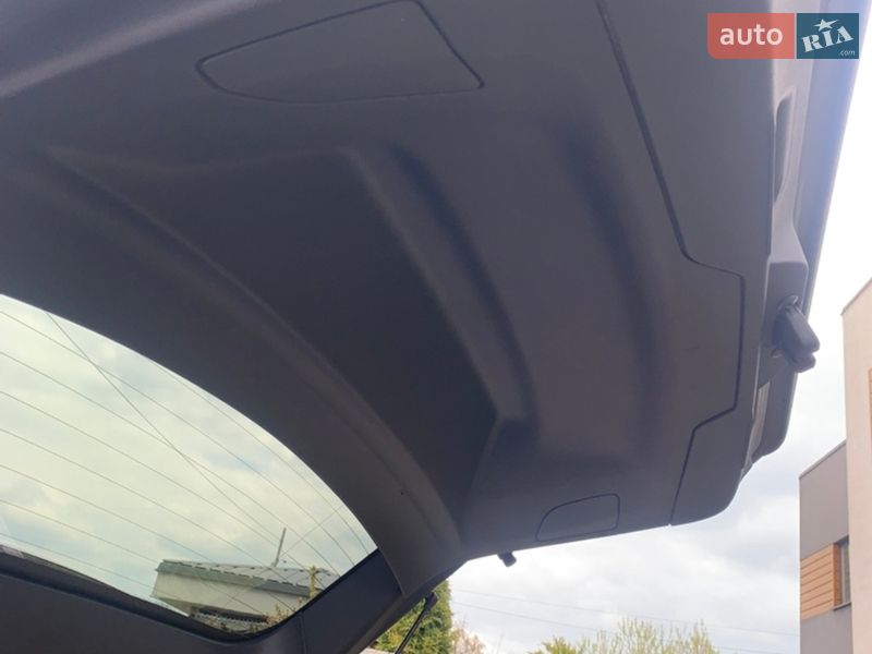 Универсал Peugeot 308 2017 в Стрые