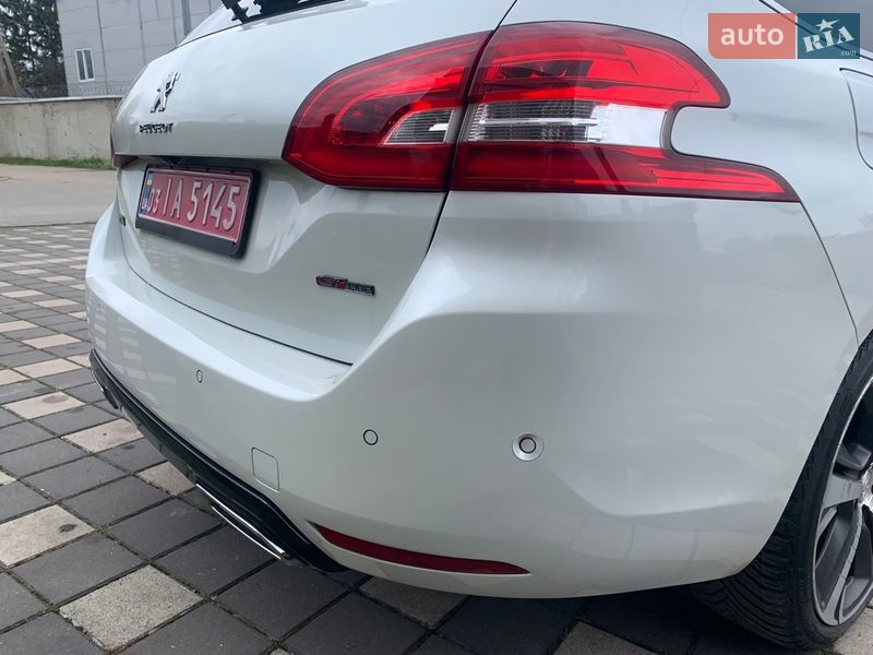 Универсал Peugeot 308 2017 в Стрые