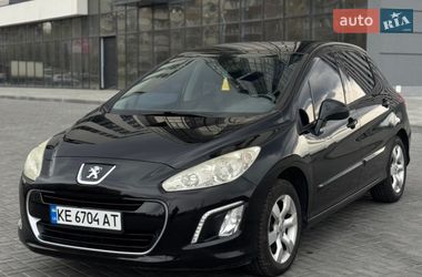 Хетчбек Peugeot 308 2011 в Дніпрі