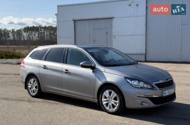 Универсал Peugeot 308 2015 в Ровно