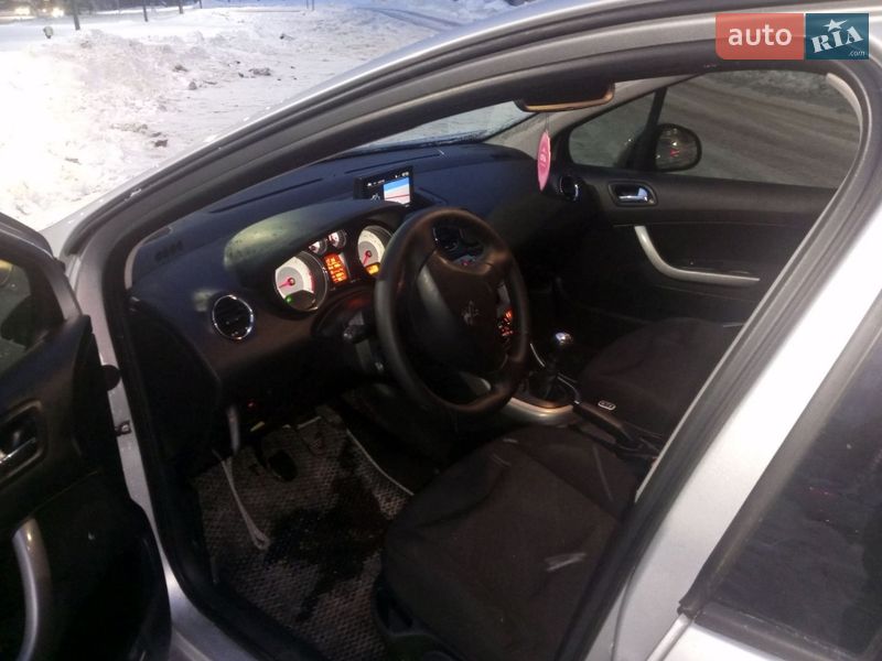 Универсал Peugeot 308 2012 в Ивано-Франковске