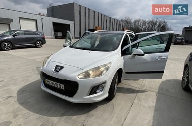 Універсал Peugeot 308 2011 в Самборі