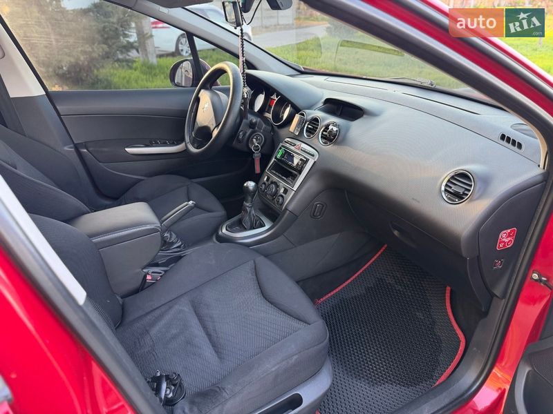 Хетчбек Peugeot 308 2010 в Миколаєві