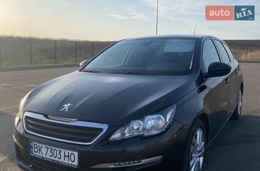 Универсал Peugeot 308 2015 в Ровно