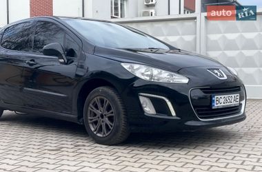 Хэтчбек Peugeot 308 2011 в Львове