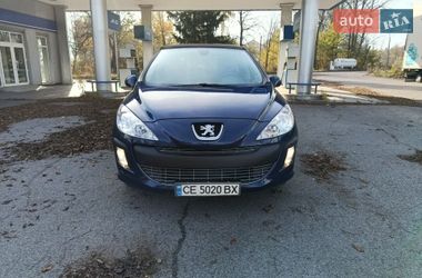 Хэтчбек Peugeot 308 2008 в Черновцах