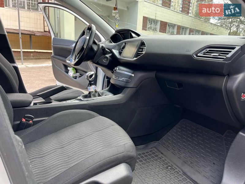Універсал Peugeot 308 2014 в Києві