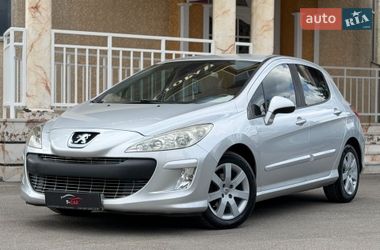 Хэтчбек Peugeot 308 2010 в Тернополе