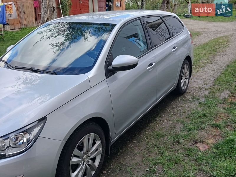 Універсал Peugeot 308 2016 в Жидачові