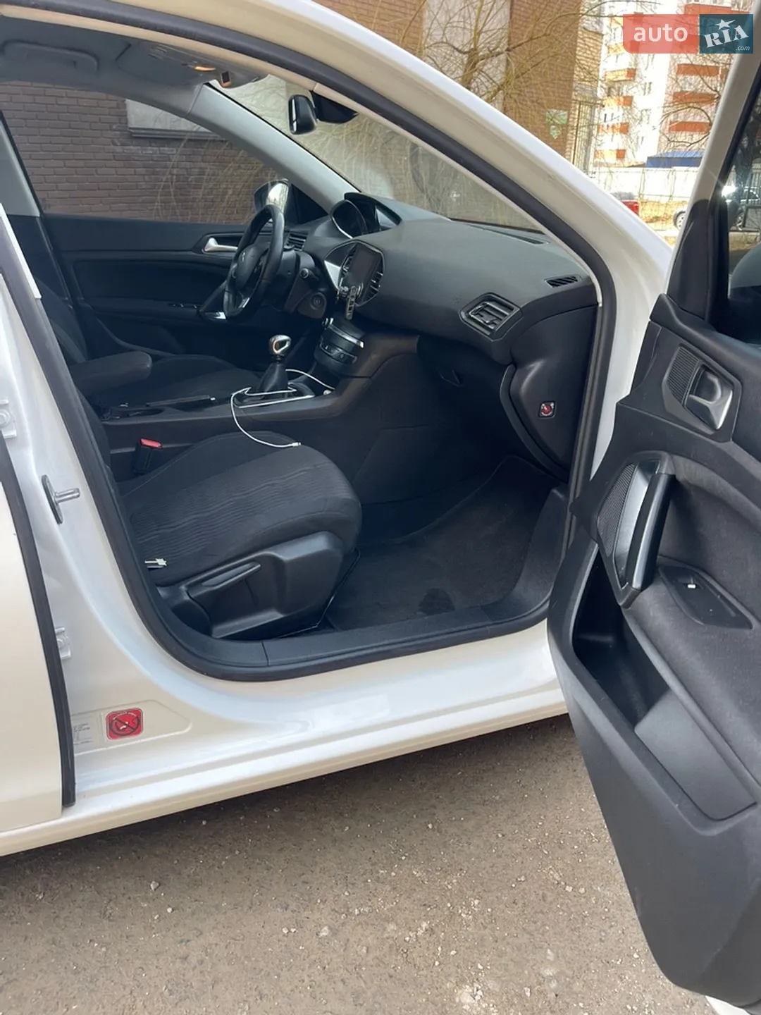 2015 Peugeot 308 - мініатюра 14