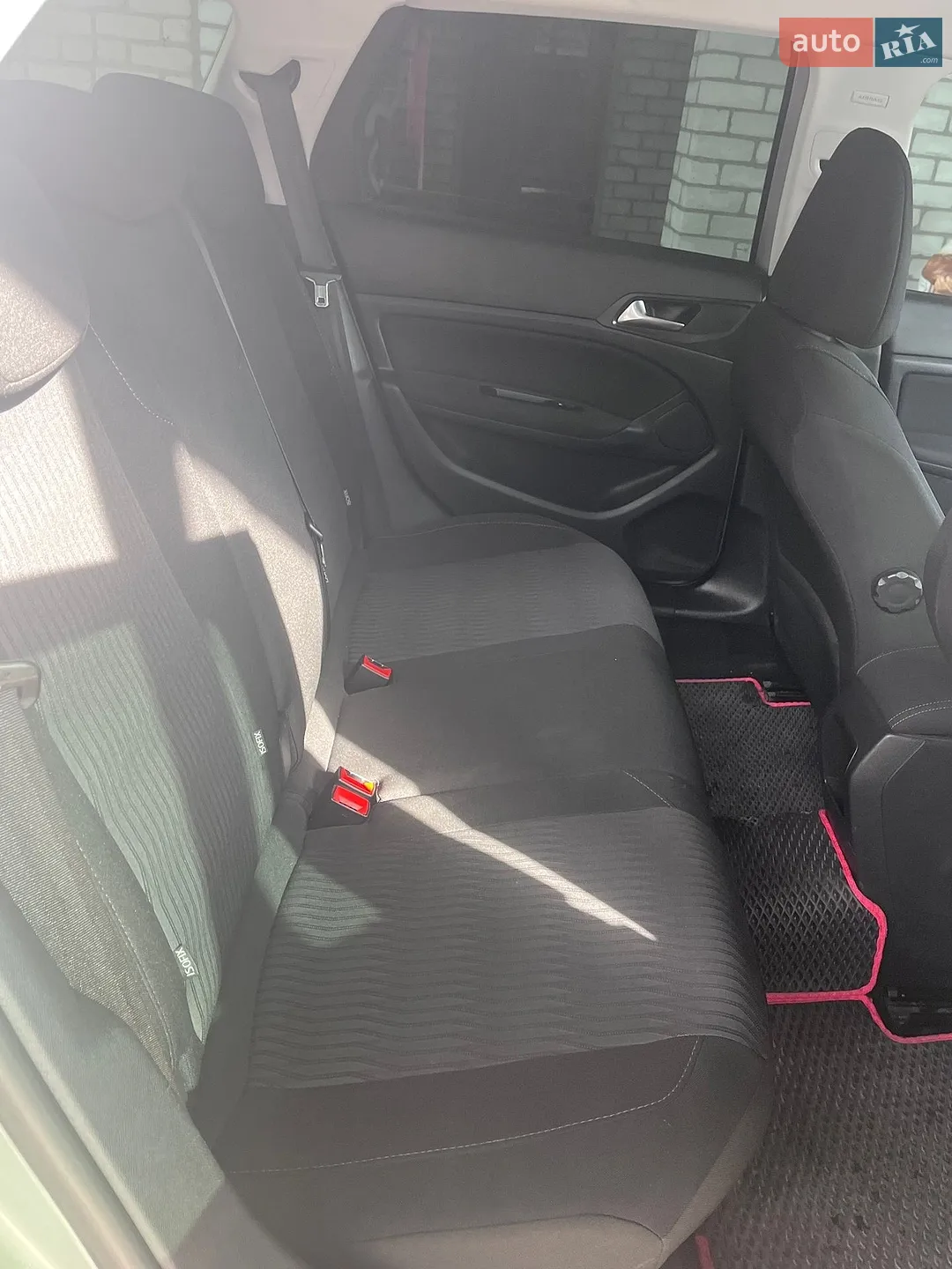 2014 Peugeot 308 - мініатюра 17