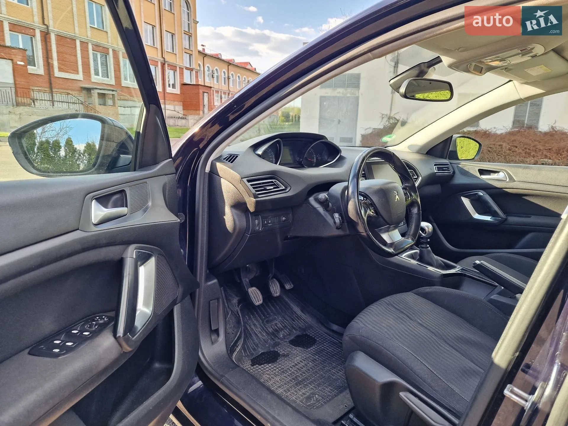 2015 Peugeot 308 - мініатюра 9