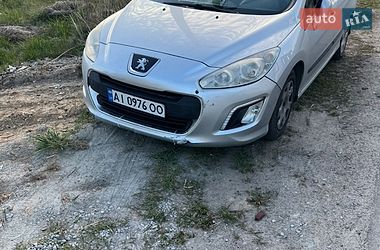 Универсал Peugeot 308 2013 в Крюковщине