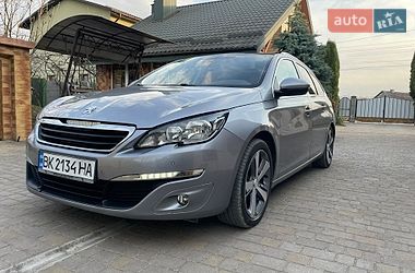 Универсал Peugeot 308 2015 в Ровно