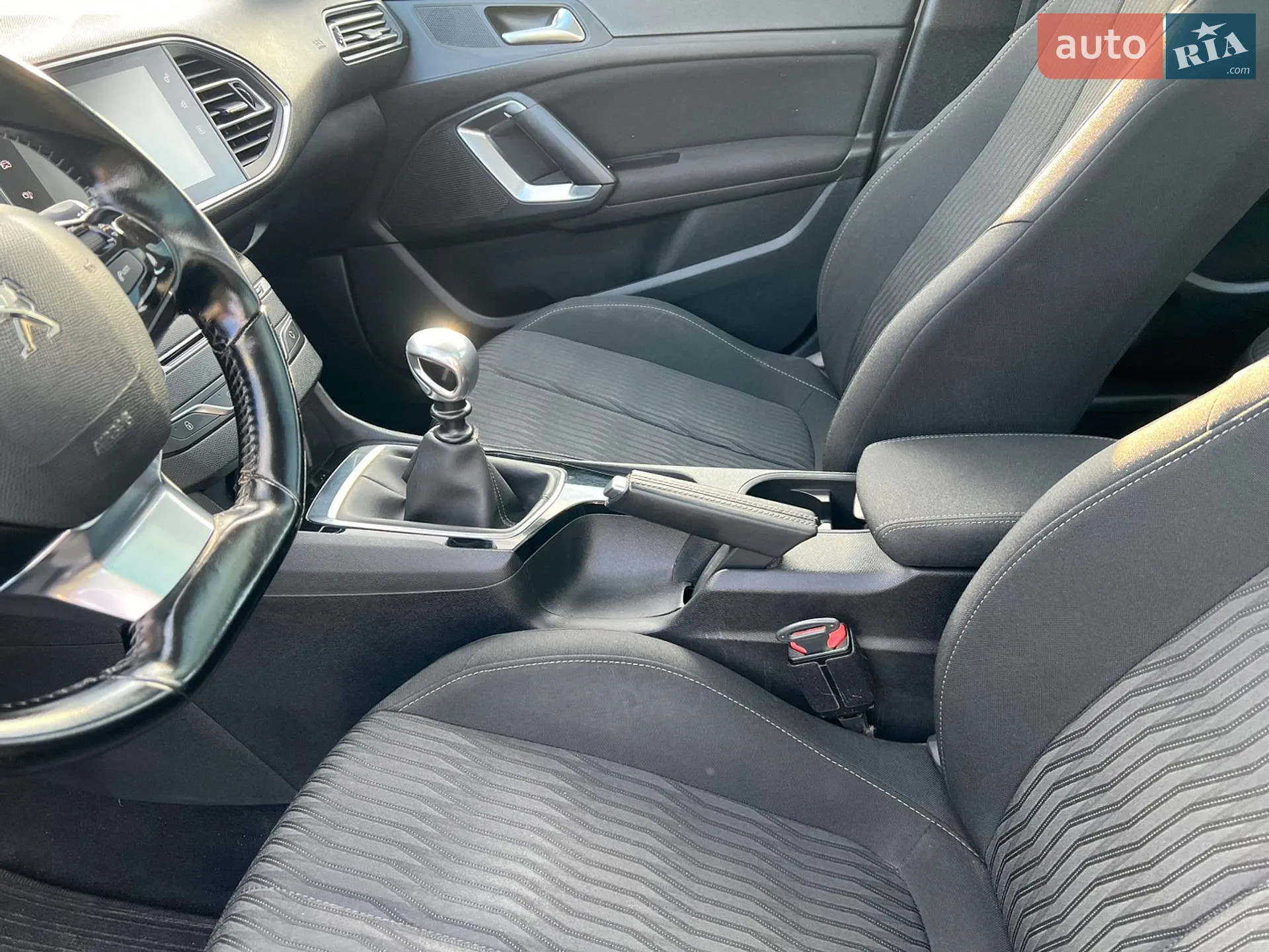 2014 Peugeot 308 - мініатюра 29