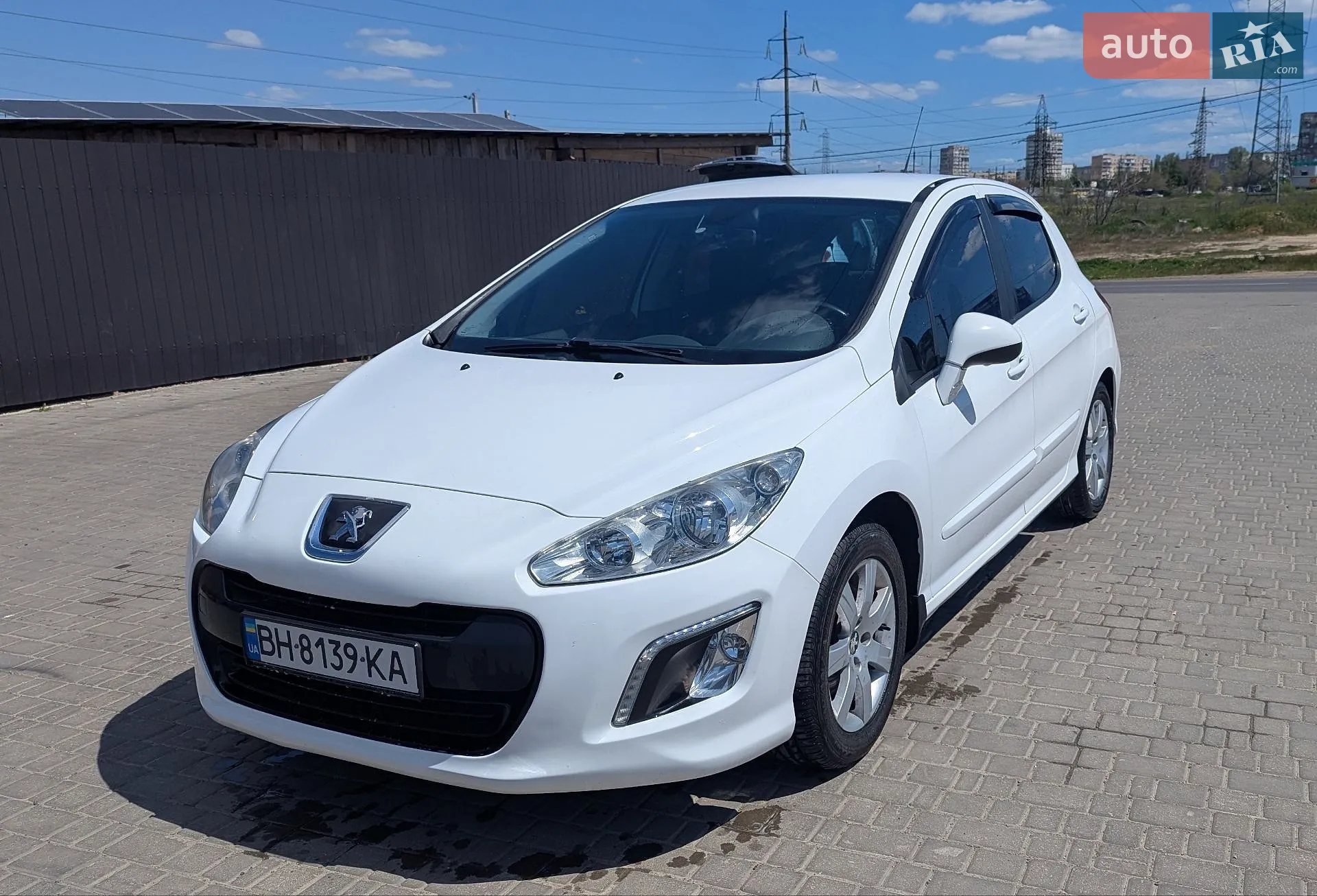 2012 Peugeot 308 - фото 1