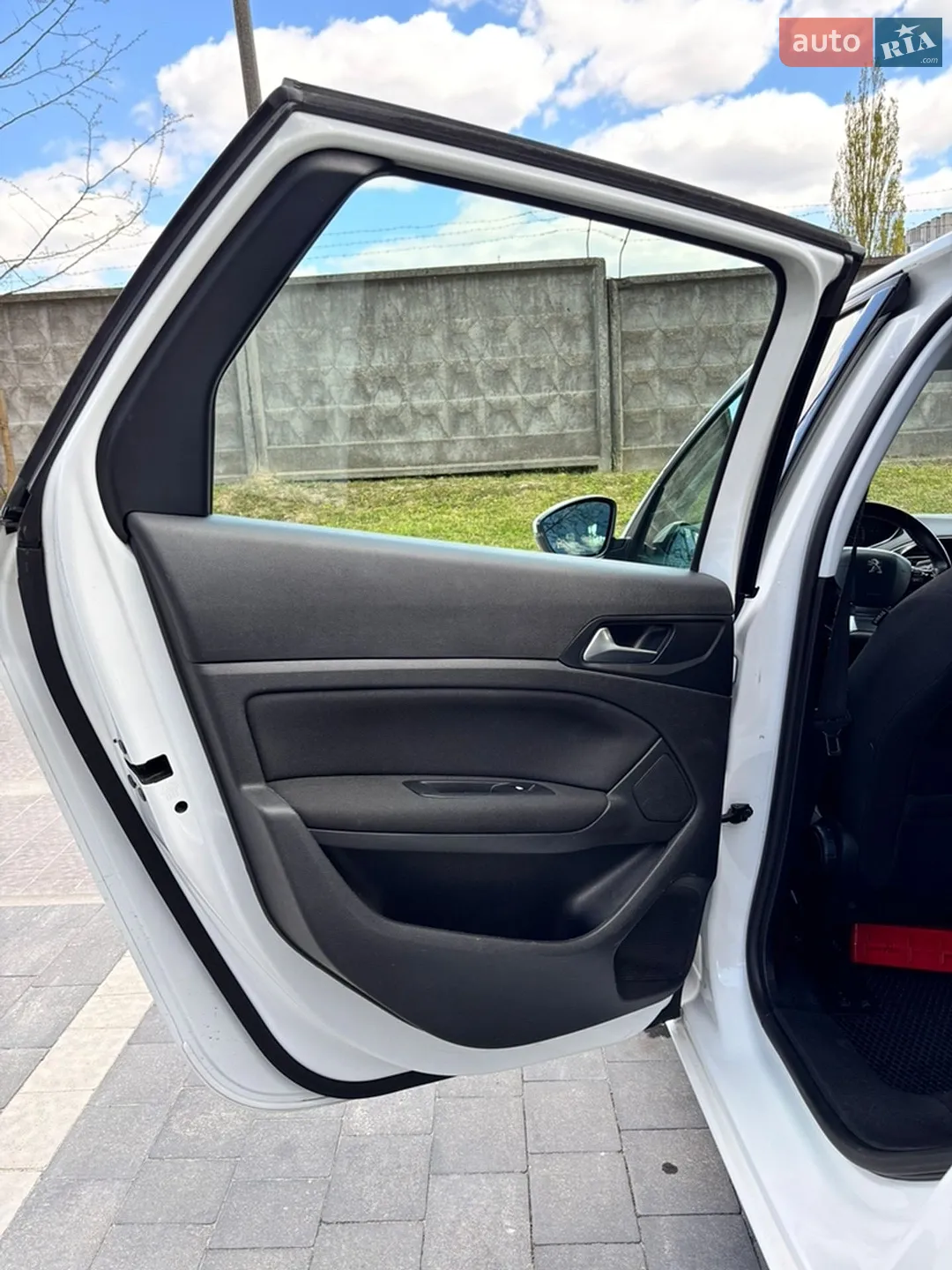 2016 Peugeot 308 - мініатюра 14