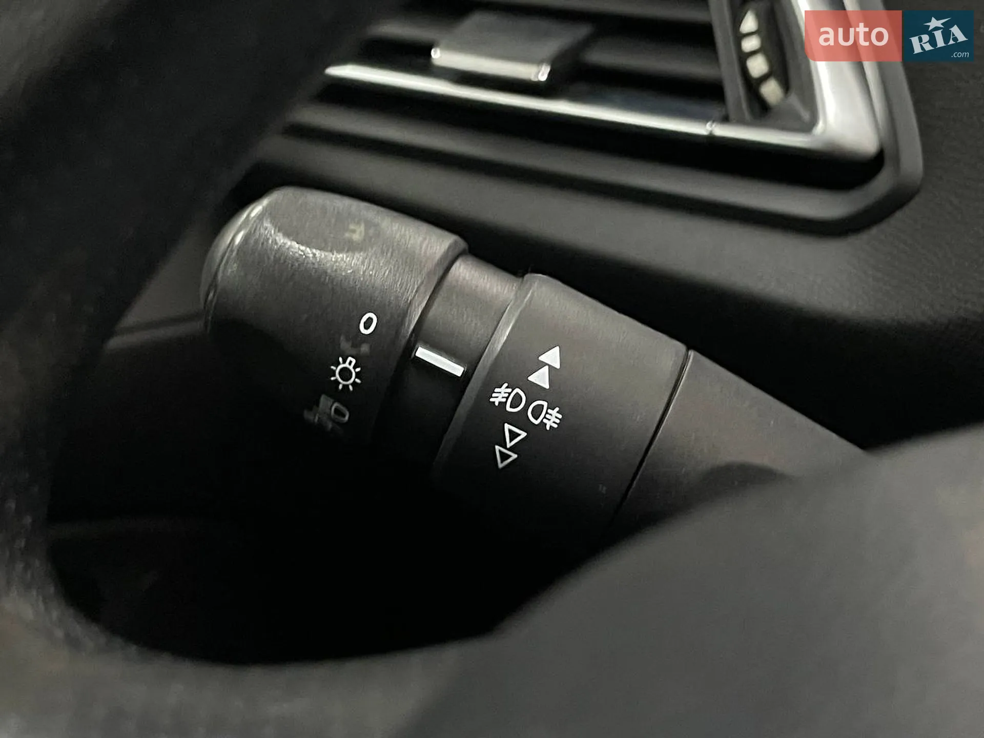 2015 Peugeot 308 - мініатюра 23