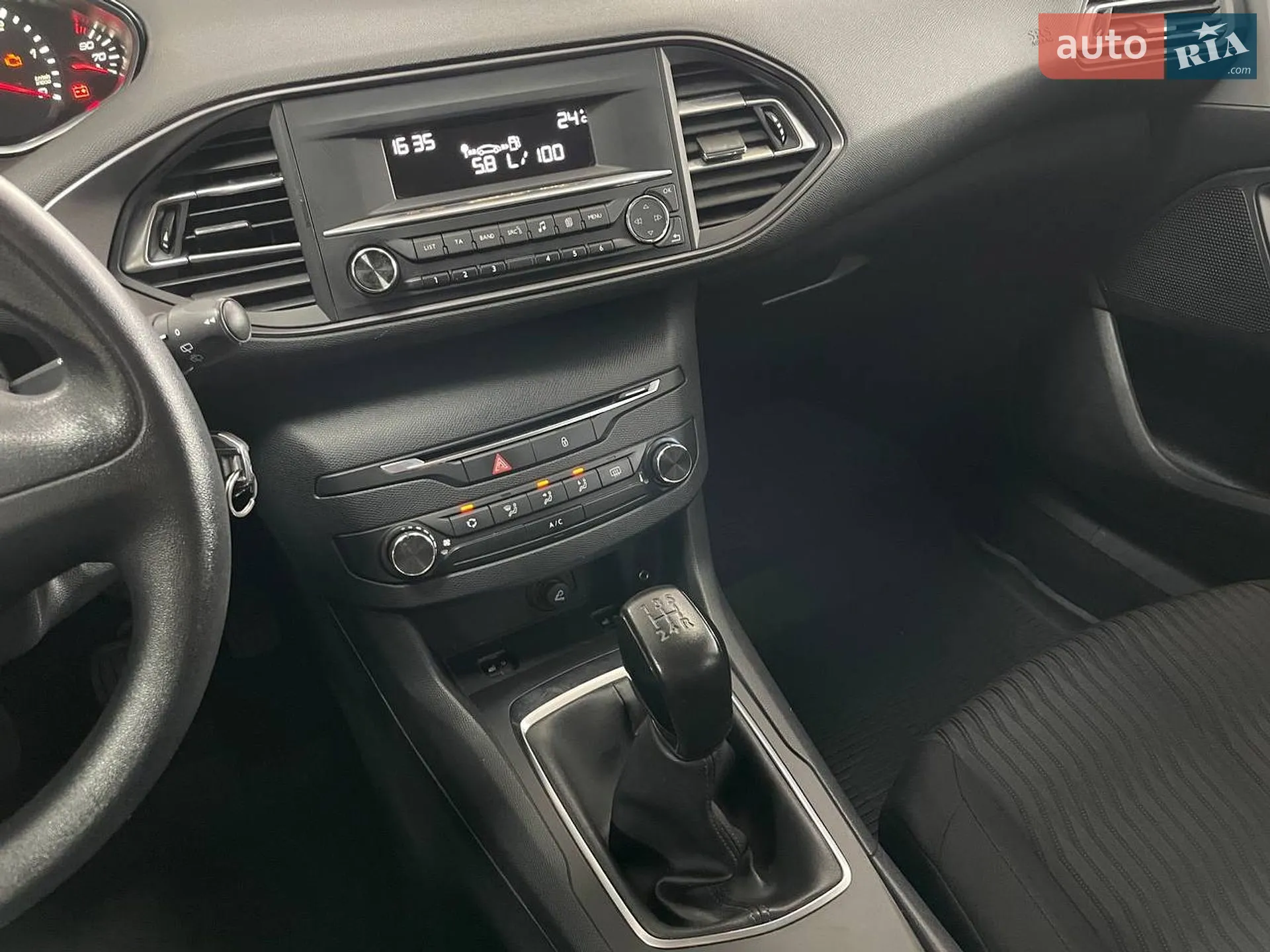 2015 Peugeot 308 - мініатюра 29