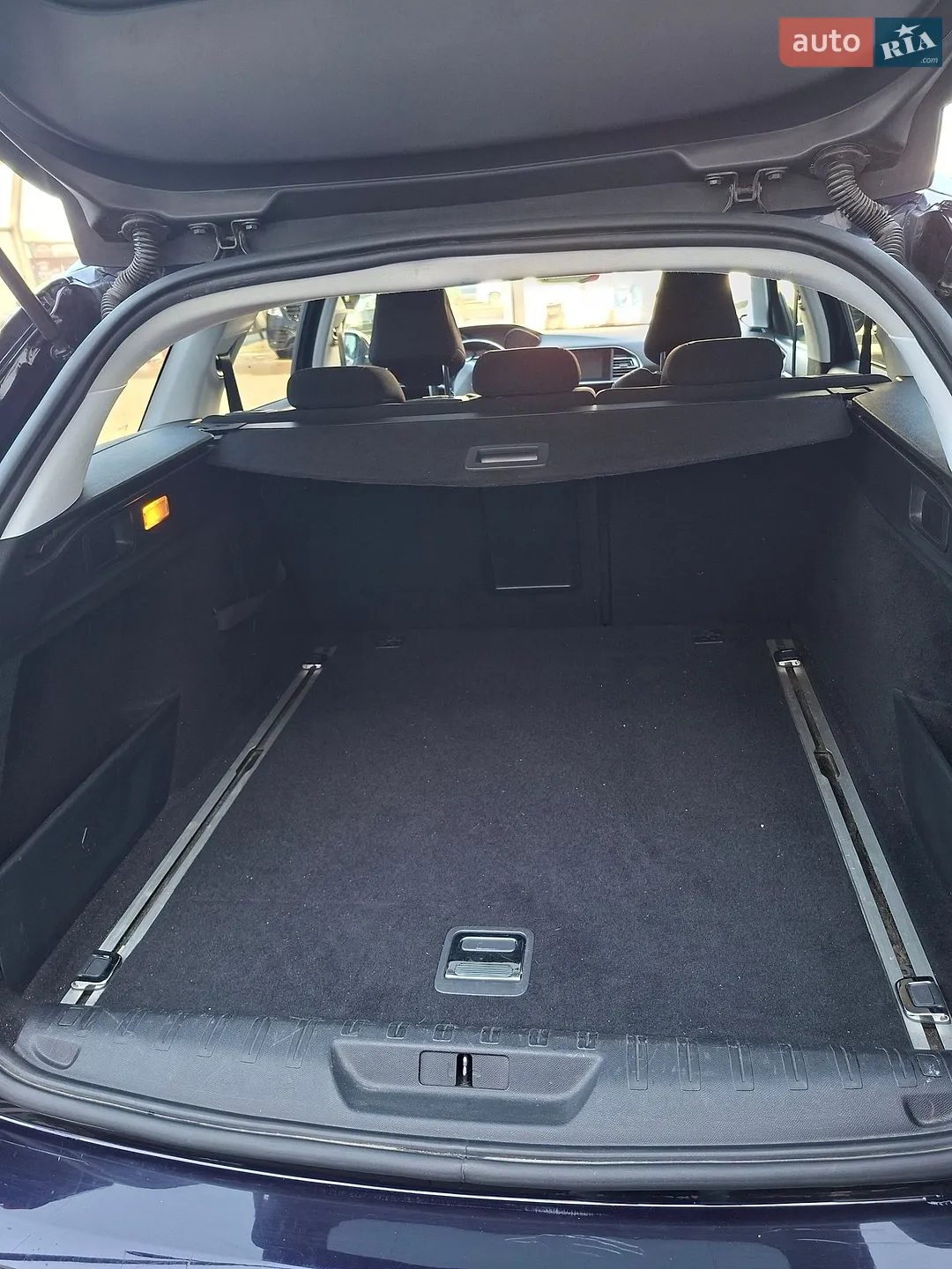 2015 Peugeot 308 - мініатюра 8