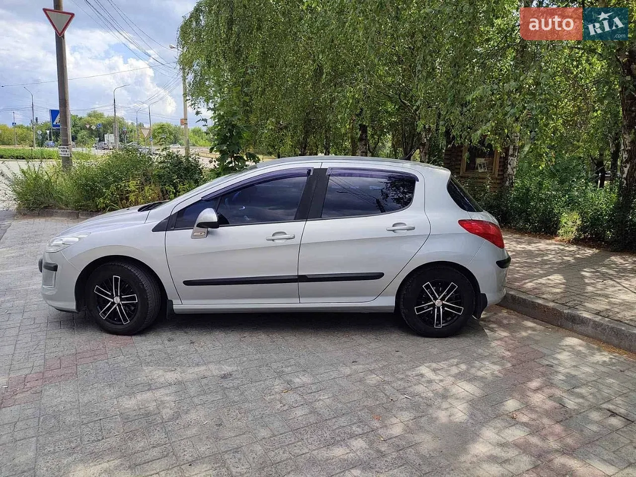 2010 Peugeot 308 - мініатюра 15