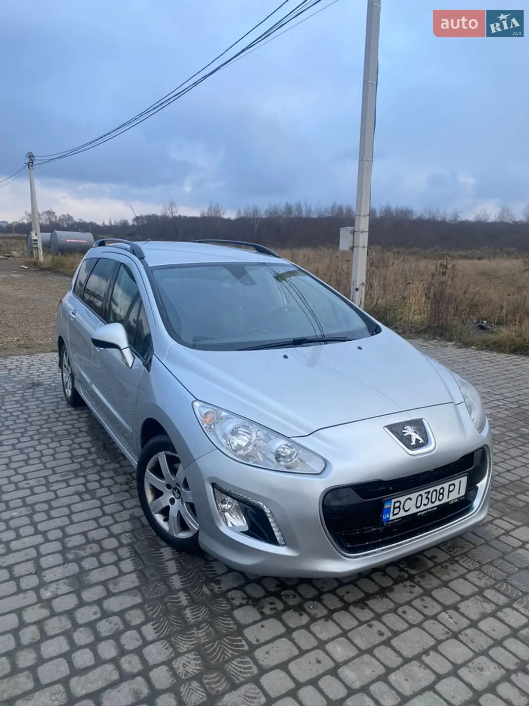 2011 Peugeot 308 - фото 1