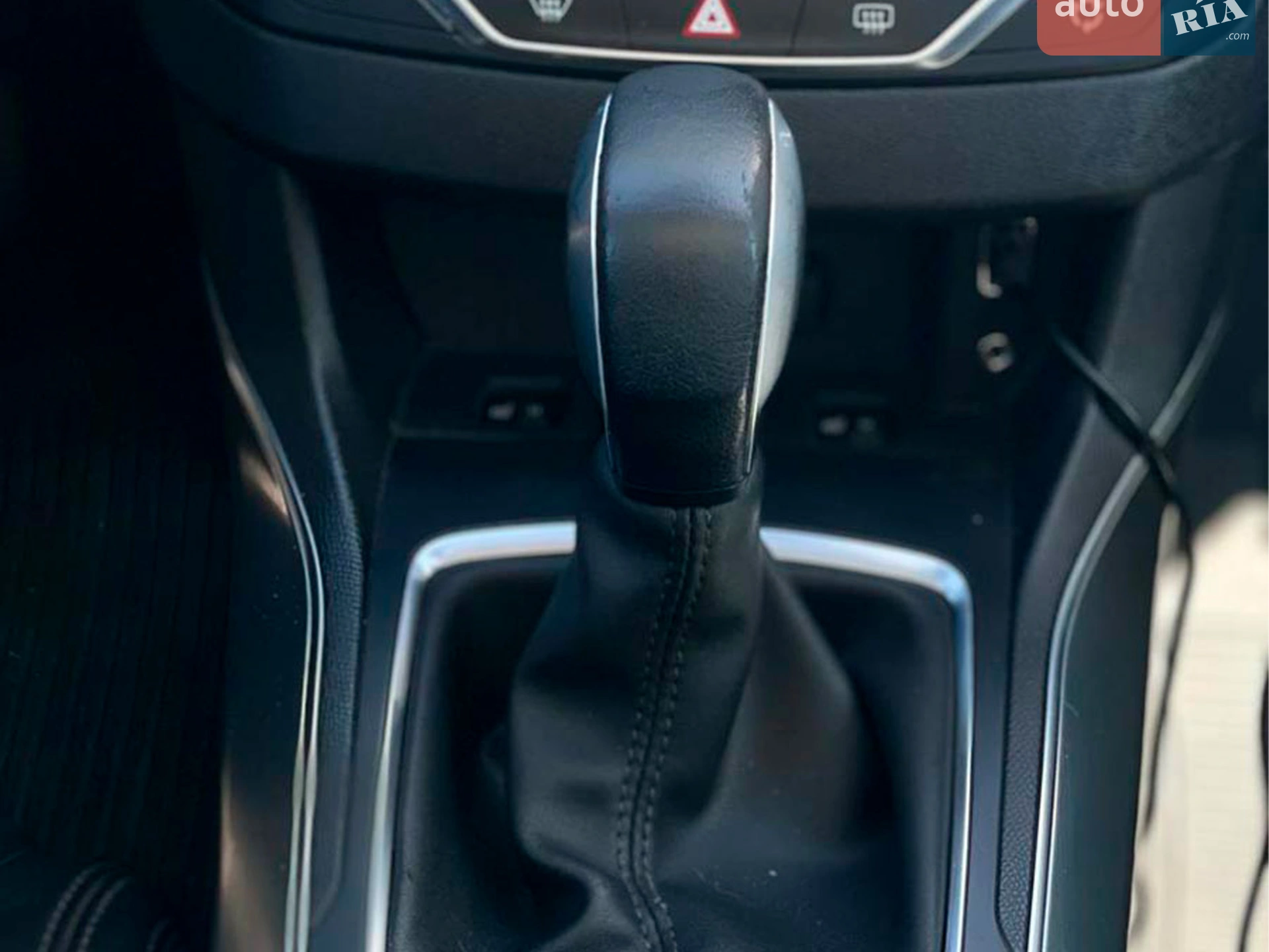 2014 Peugeot 308 - мініатюра 23