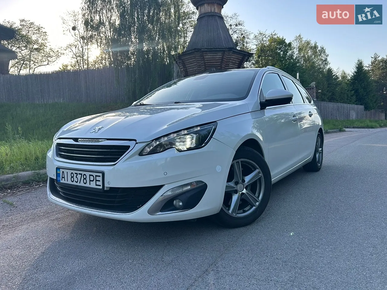 2015 Peugeot 308 - мініатюра 11
