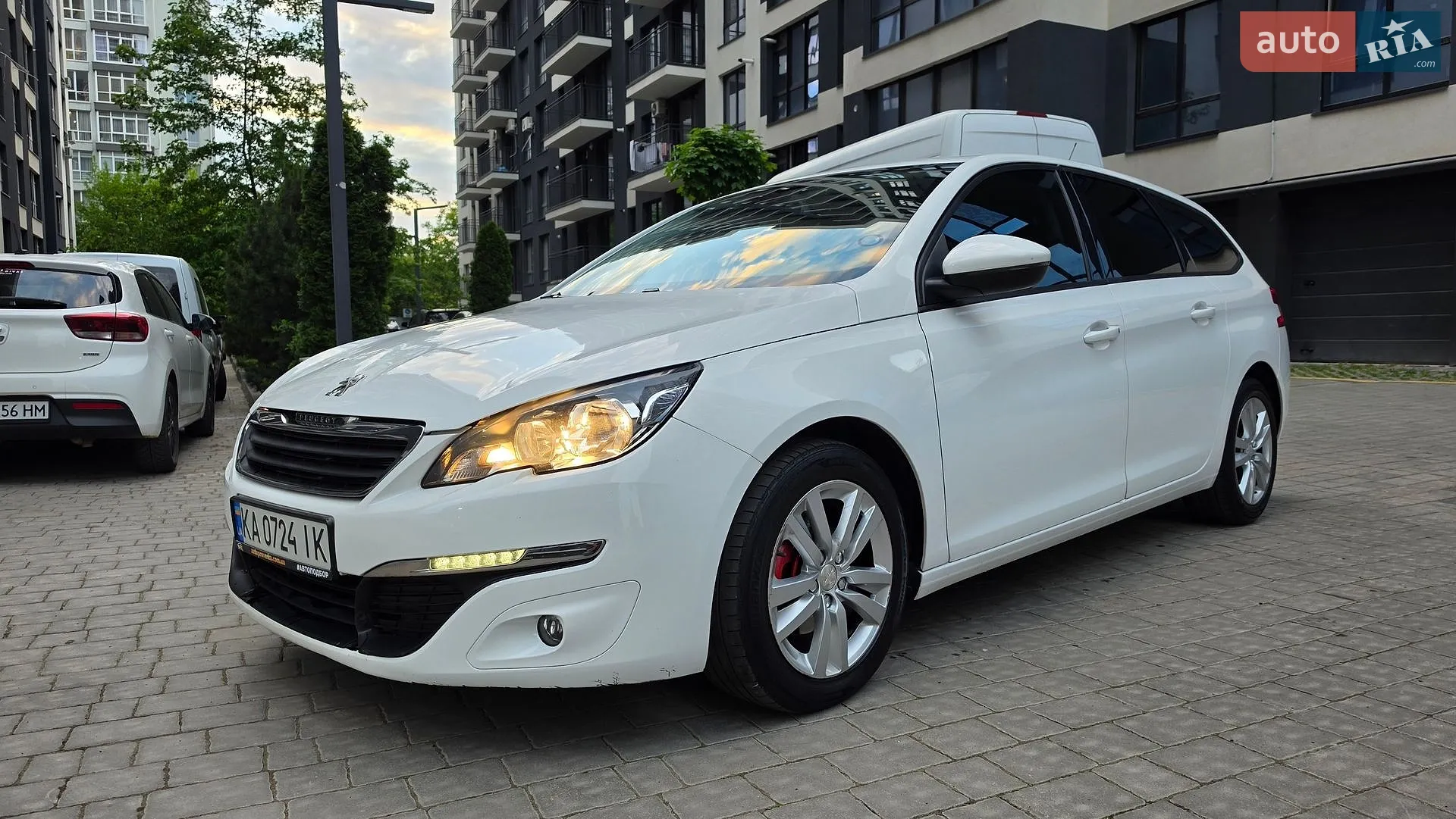 2017 Peugeot 308 - фото 1