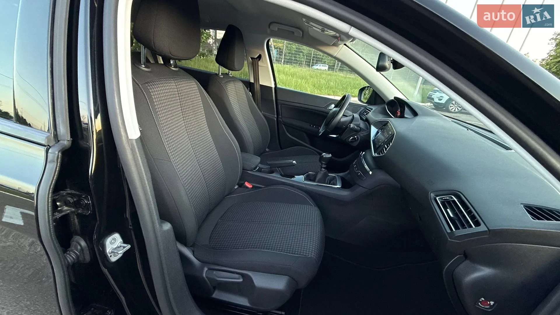 2019 Peugeot 308 - мініатюра 37